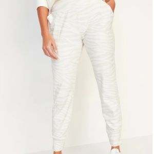 Old Navy High-Waisted PowerSoft 7/8-Length Joggers for Women"